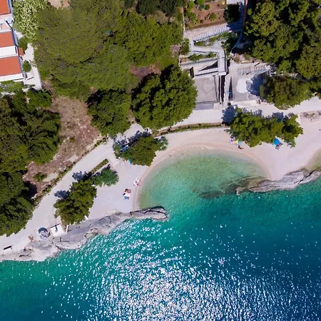 By The Sea Brela, Makarska - 20075