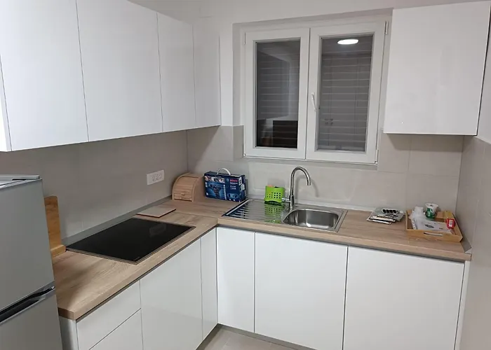 By The Sea Brela, Makarska - 20075